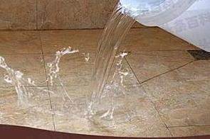 朗县漏水维修 免砸砖防水材料该如何施工